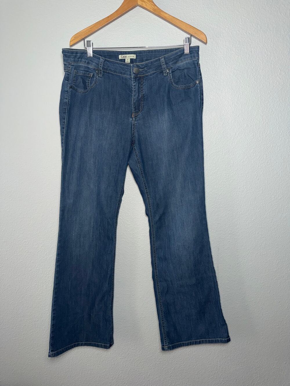 CAbi Jeans 14 Medium Wash Bootcut Jeans Women’s Stretch Denim Pants